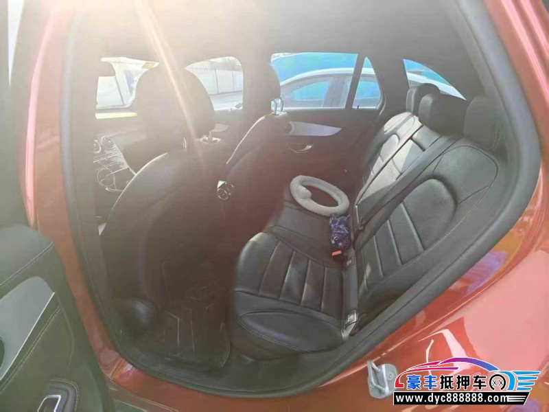 17年奔驰GLCSUV抵押车出售