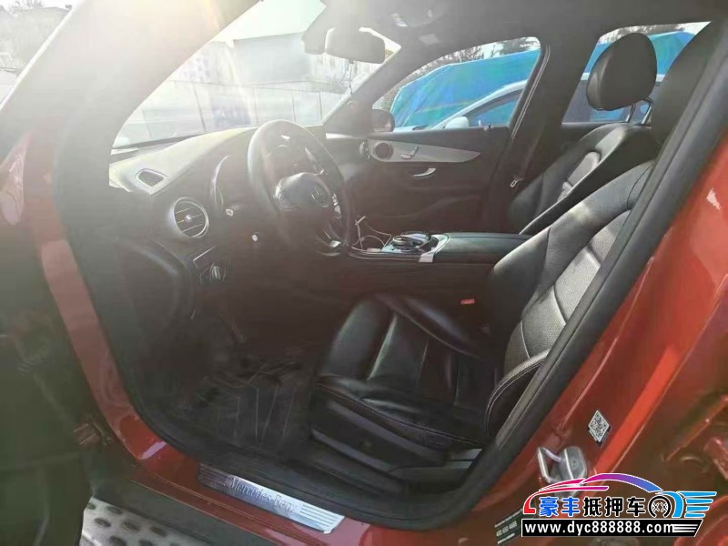 17年奔驰GLCSUV抵押车出售