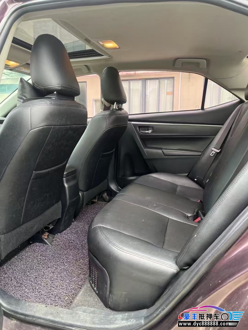 16年丰田雷凌轿车抵押车出售