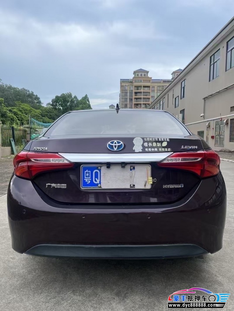 16年丰田雷凌轿车抵押车出售