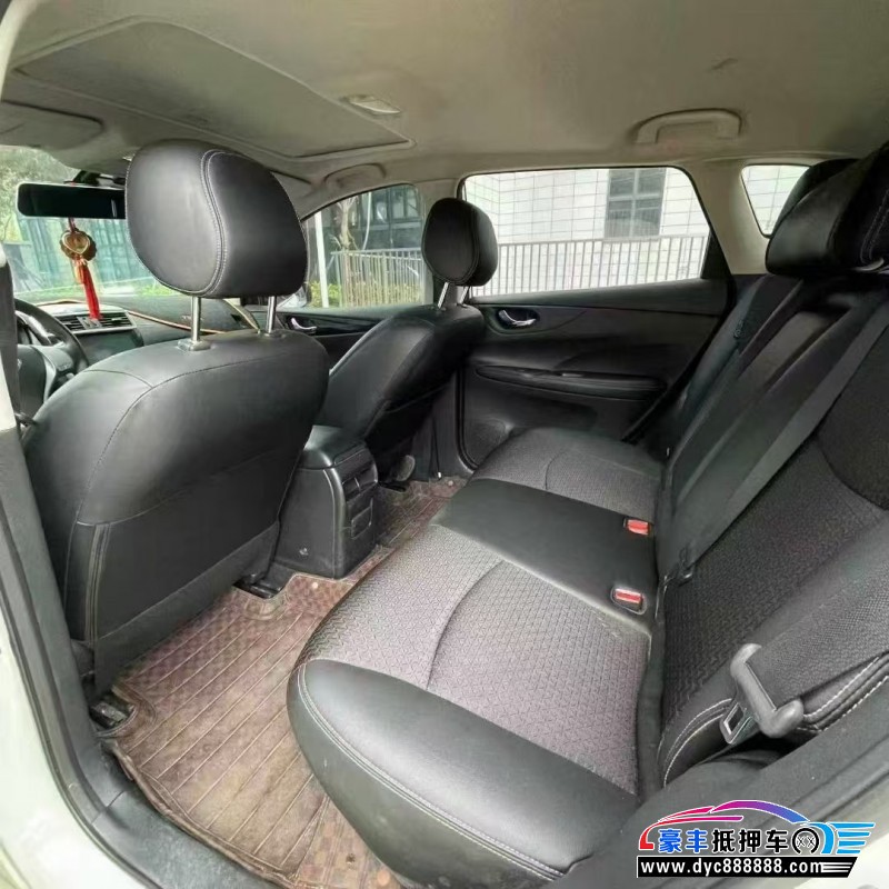 19年日产骐达轿车抵押车出售