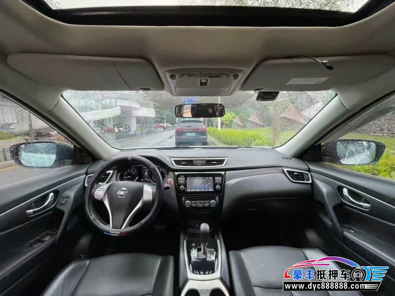 16年日产奇骏轿车抵押车出售