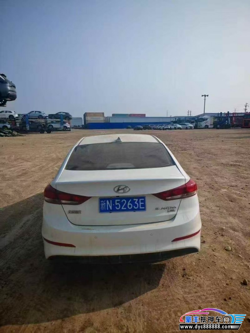 19年现代朗动轿车抵押车出售