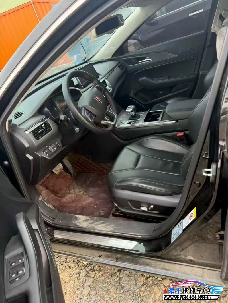 22年红旗H5轿车抵押车出售