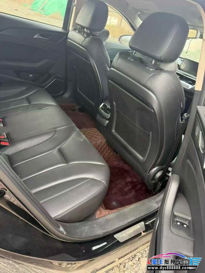 22年红旗H5轿车抵押车出售