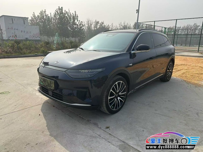 22年零跑C11轿车抵押车出售