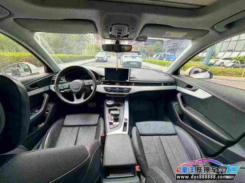 22年奥迪A4L轿车抵押车出售