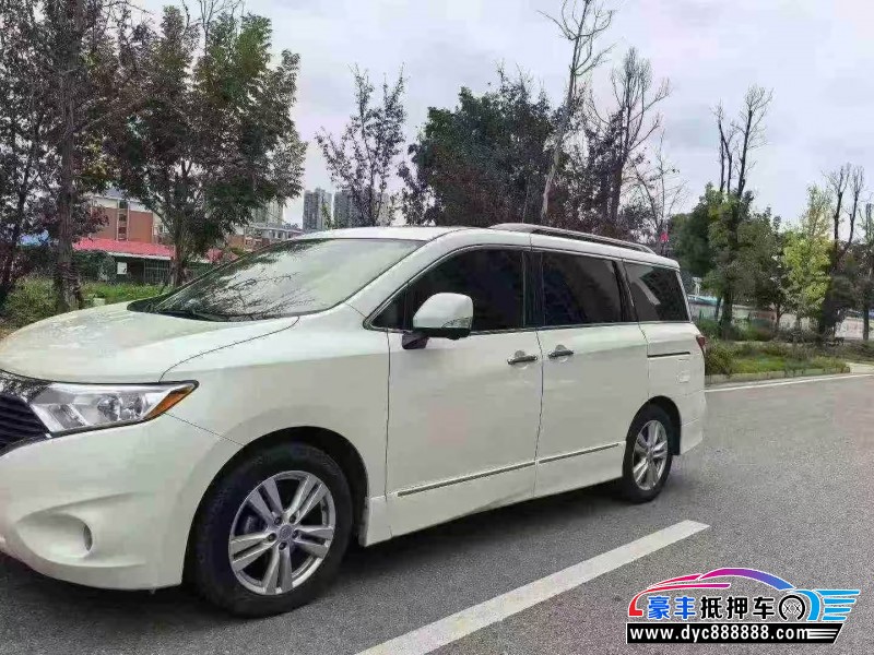 18年日产贵士轿车抵押车出售