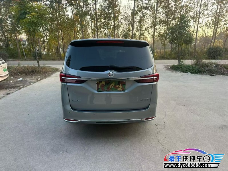 23年别克GL8轿车抵押车出售