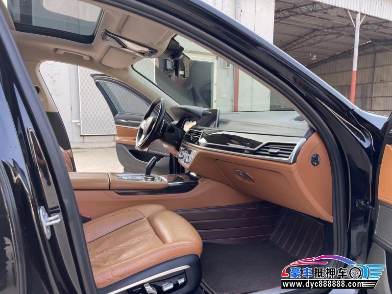 17年宝马7系轿车抵押车出售