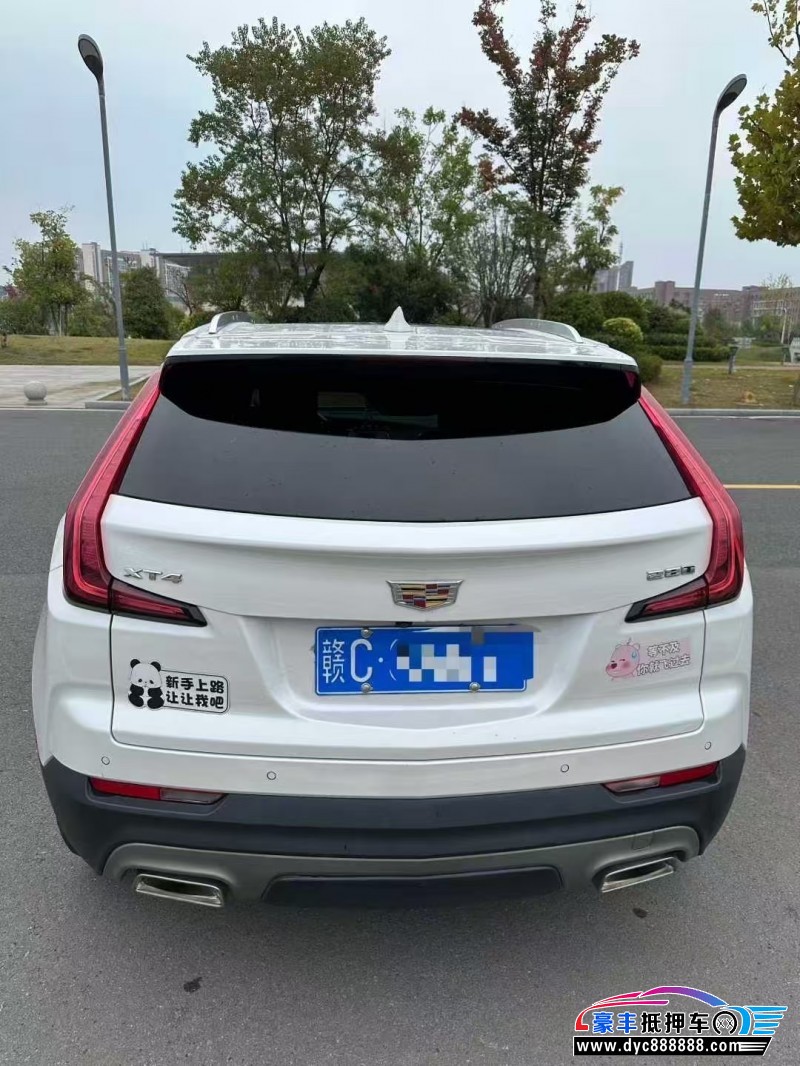 21年凯迪拉克XT4轿车抵押车出售