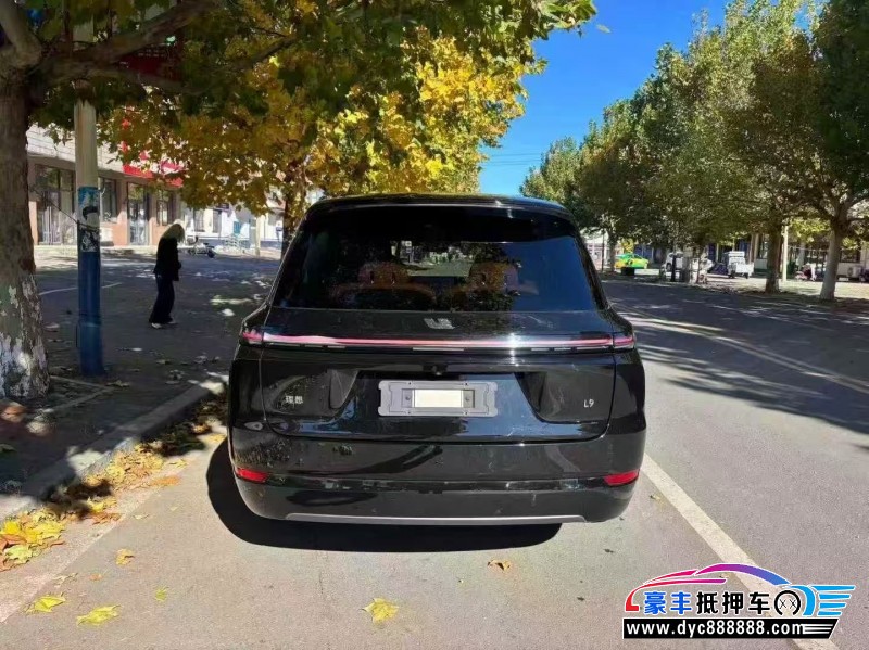 22年理想L9轿车抵押车出售