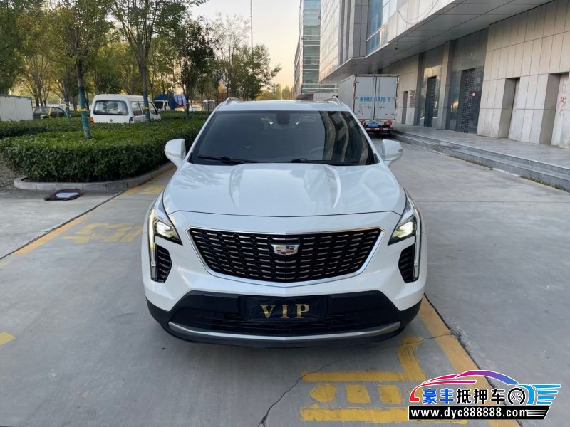 抵押车出售20年凯迪拉克XT4轿车