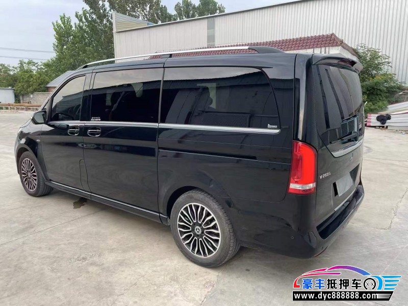 19年奔驰V轿车抵押车出售