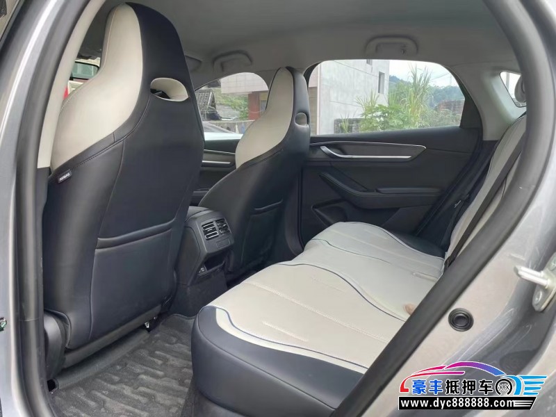 24年比亚迪驱逐舰轿车抵押车出售