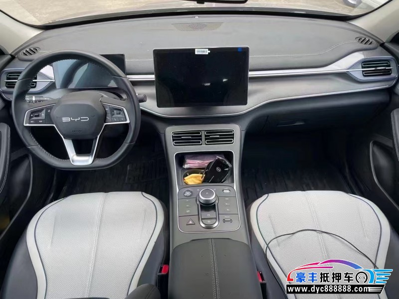 24年比亚迪驱逐舰轿车抵押车出售