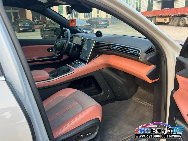 21年蔚来ES6轿车抵押车出售