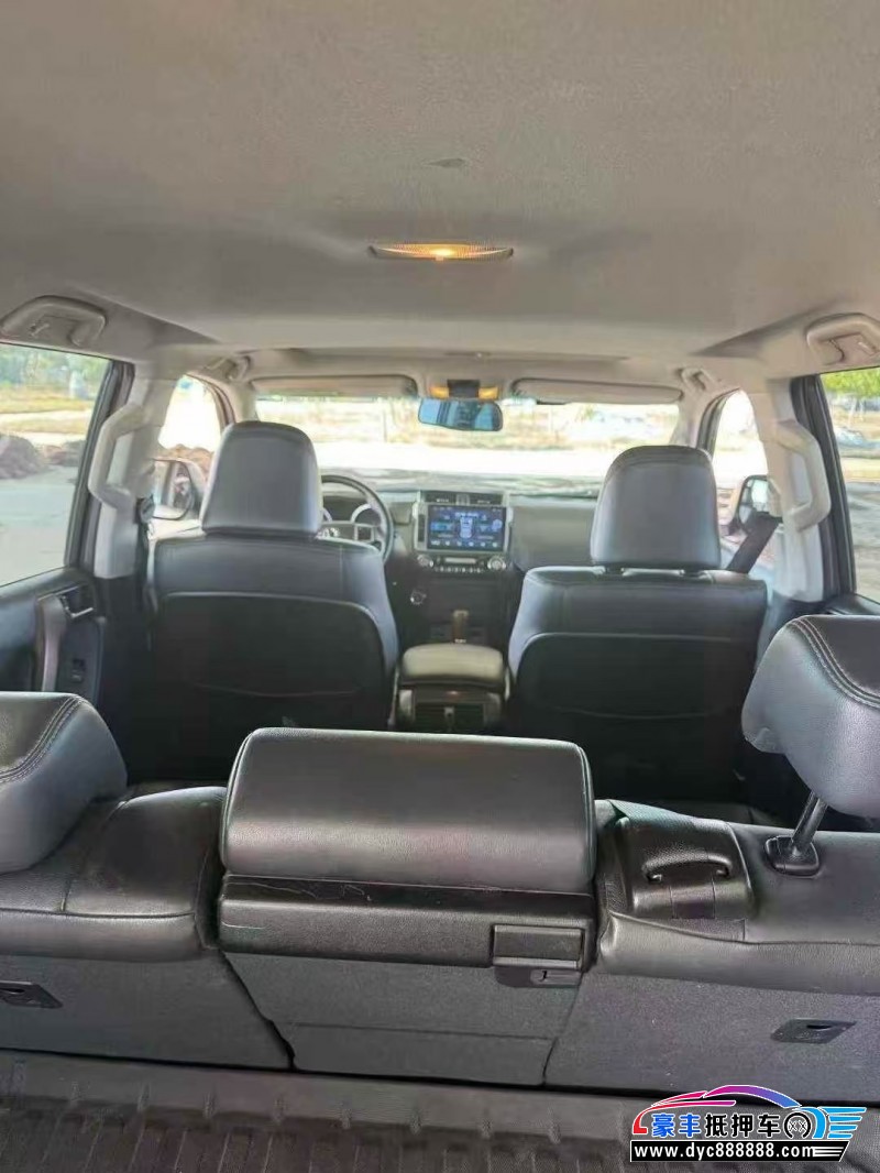 15年丰田普拉多（霸道）轿车抵押车出售