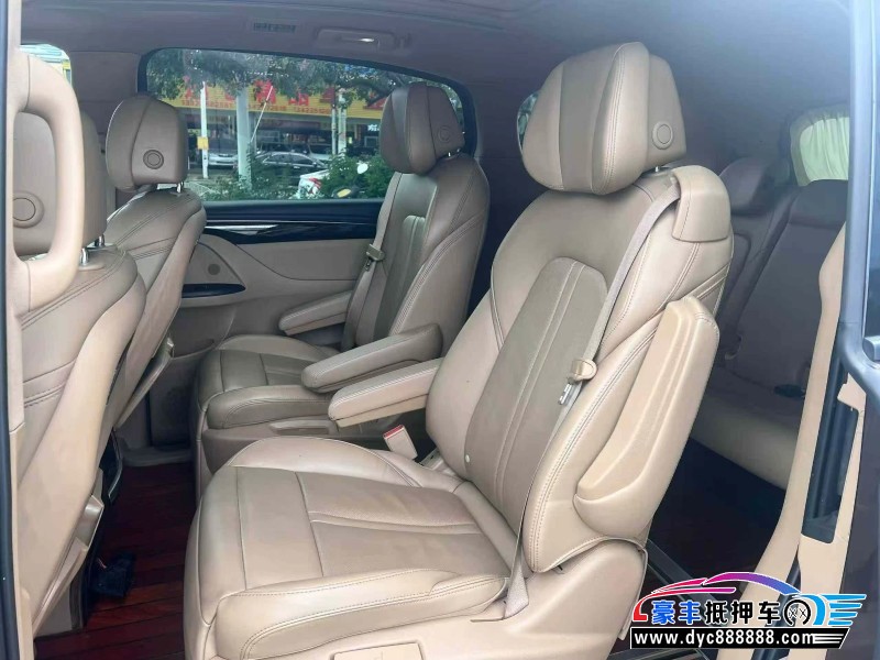 20年别克GL8轿车抵押车出售