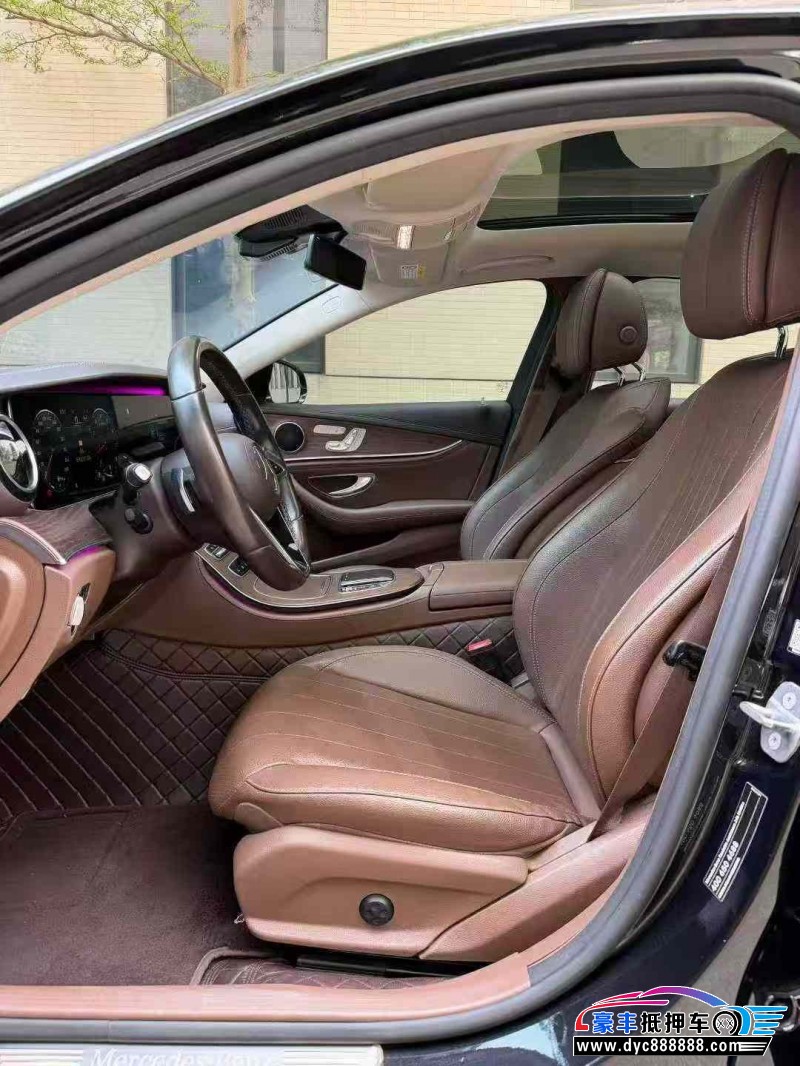 21年奔驰E轿车抵押车出售