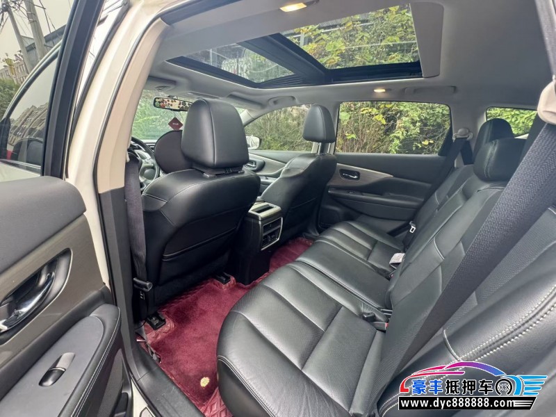 20年日产楼兰SUV抵押车出售