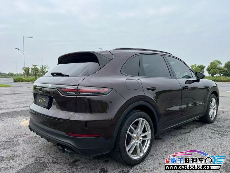 20年保时捷卡宴轿车抵押车出售