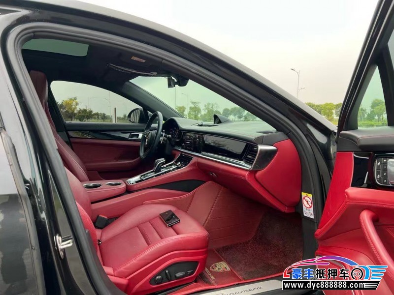 23年保时捷帕纳梅拉轿车抵押车出售