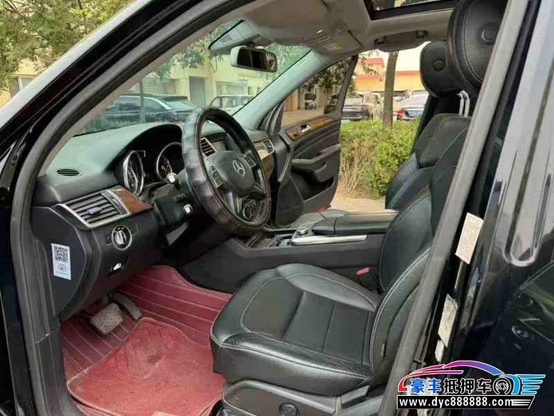 15年奔驰GLE轿车抵押车出售