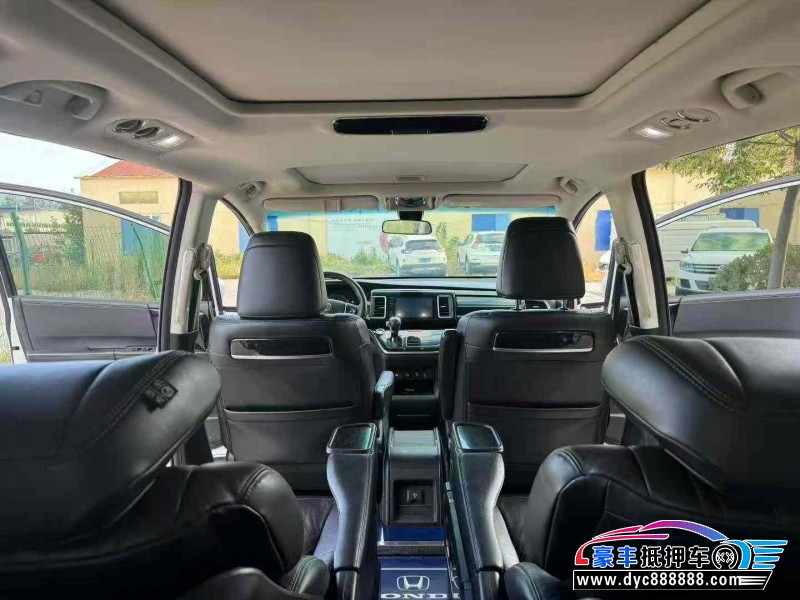 20年本田艾力绅轿车抵押车出售