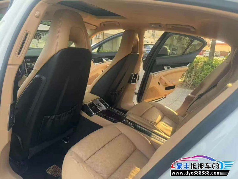 13年保时捷帕纳梅拉轿车抵押车出售