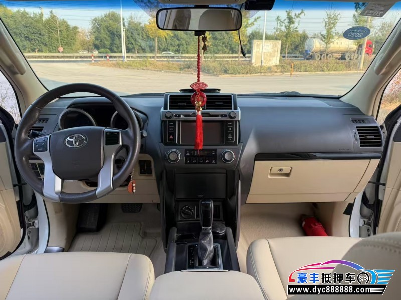 17年丰田普拉多（霸道）轿车抵押车出售