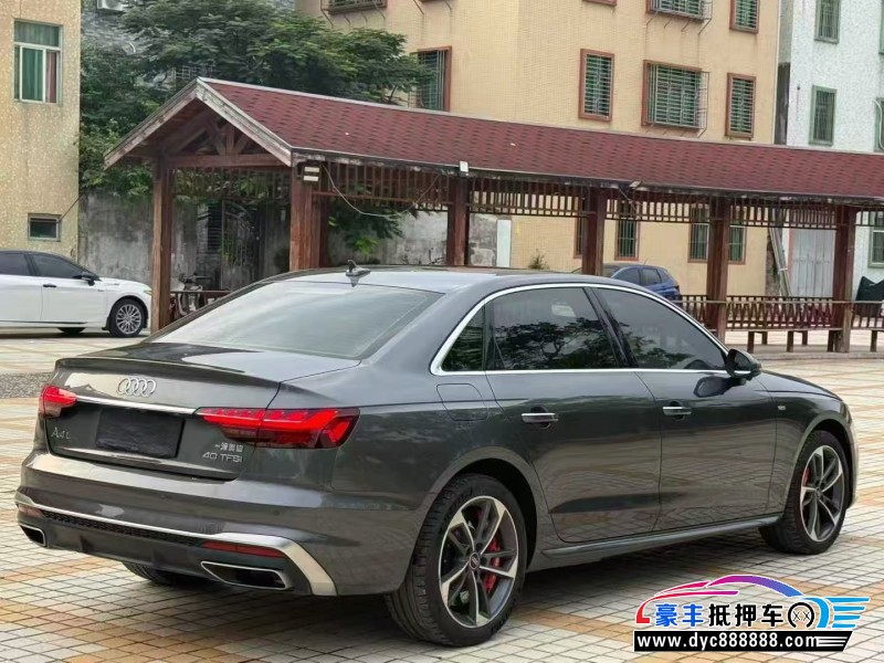 22年奥迪A4L轿车抵押车出售