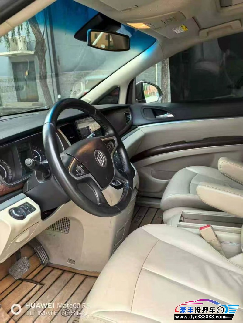 19年别克GL8轿车抵押车出售