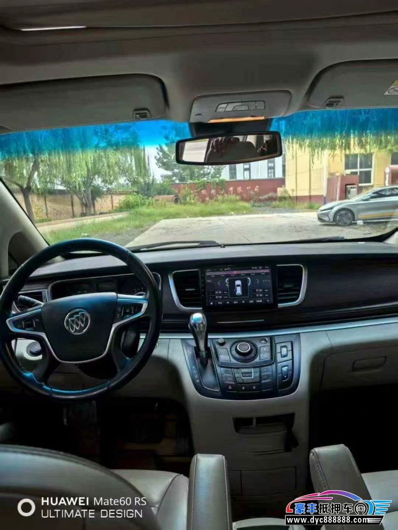 19年别克GL8轿车抵押车出售