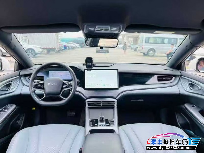 24年比亚迪海豹轿车抵押车出售