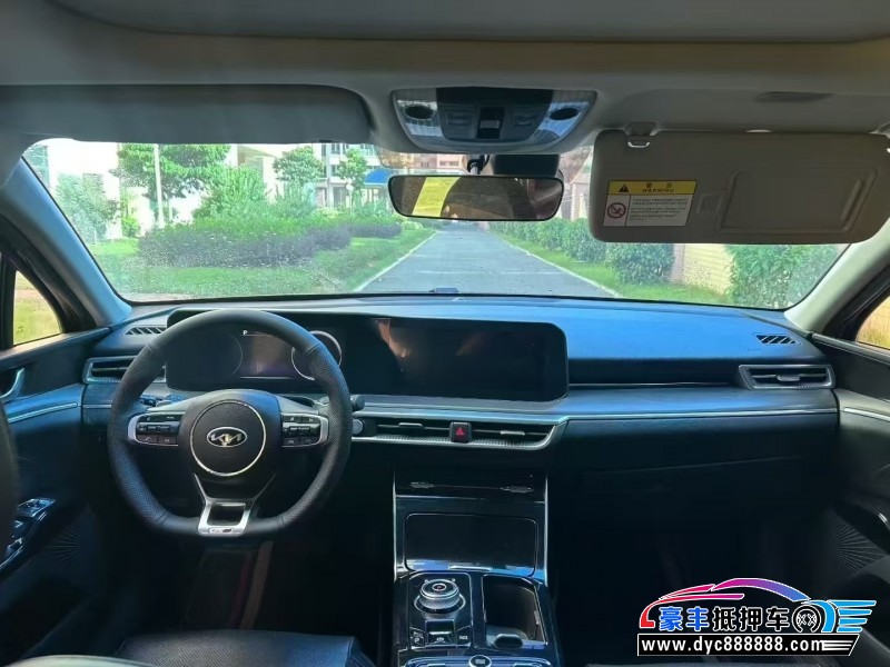 21年起亚K5轿车抵押车出售