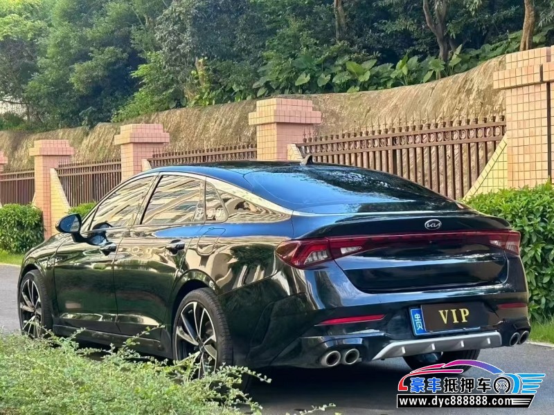 21年起亚K5轿车抵押车出售