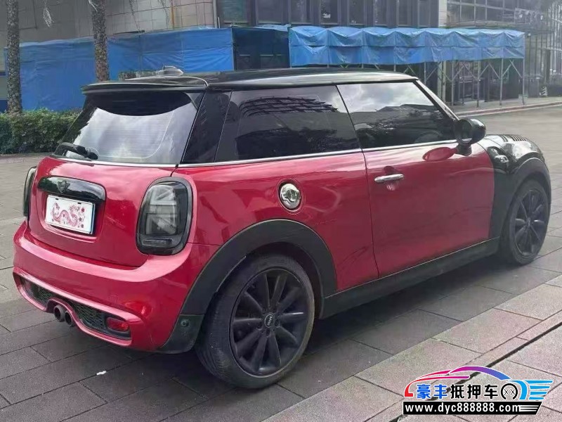 18年宝马MINI轿车抵押车出售