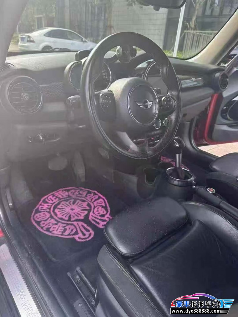 18年宝马MINI轿车抵押车出售