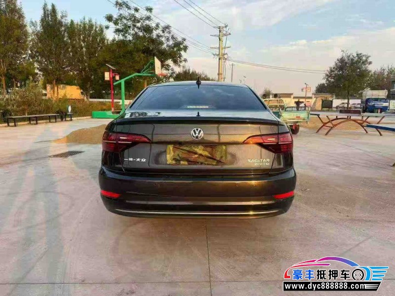 21年大众速腾轿车抵押车出售