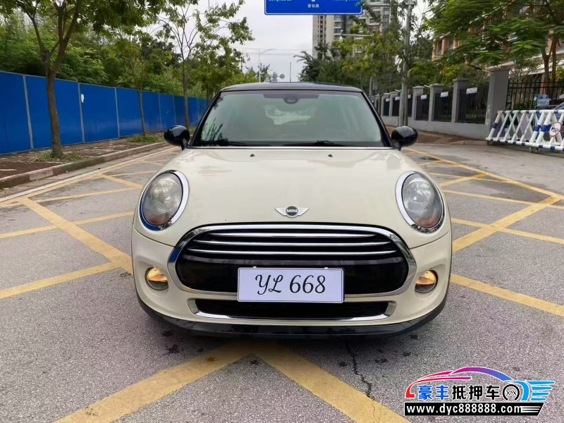 18年宝马MINI轿车抵押车出售