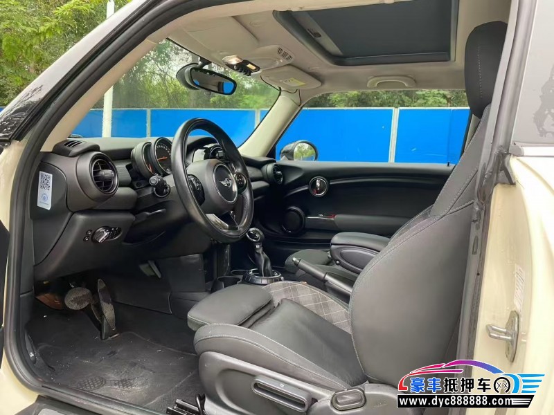 18年宝马MINI轿车抵押车出售