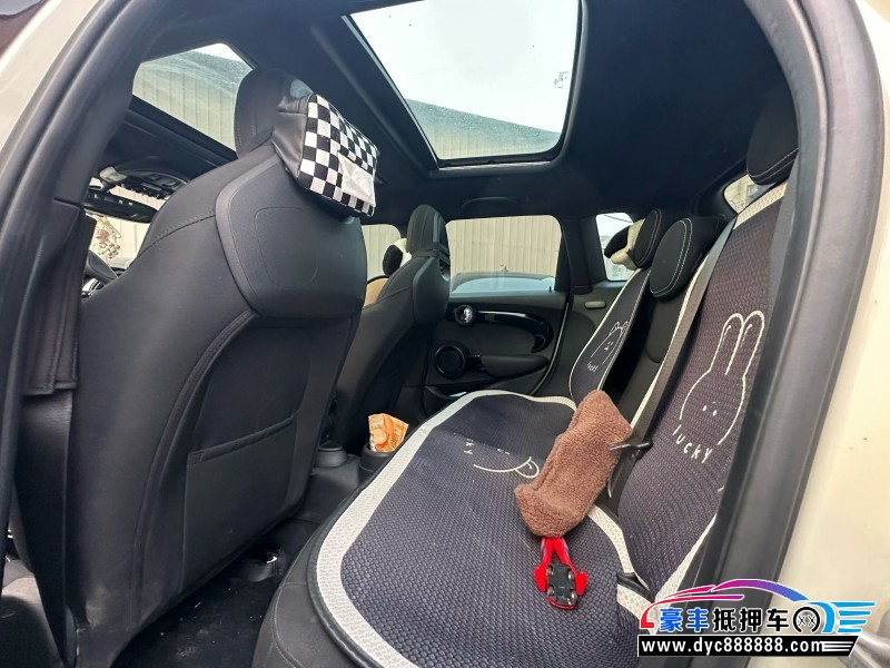 21年宝马MINI轿车抵押车出售