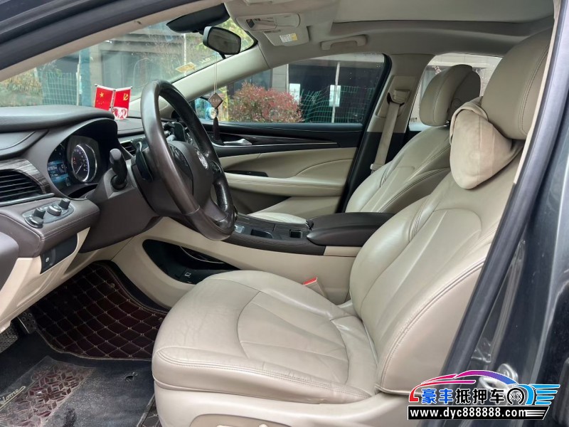 17年别克君越轿车抵押车出售