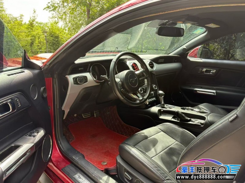 18年福特野马轿车抵押车出售