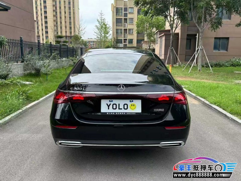 24年奔驰E轿车抵押车出售