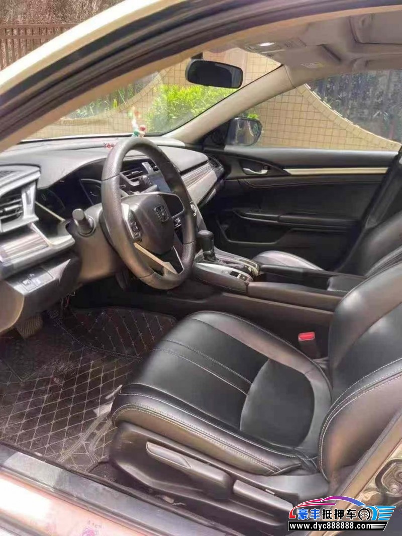 19年本田思域轿车抵押车出售