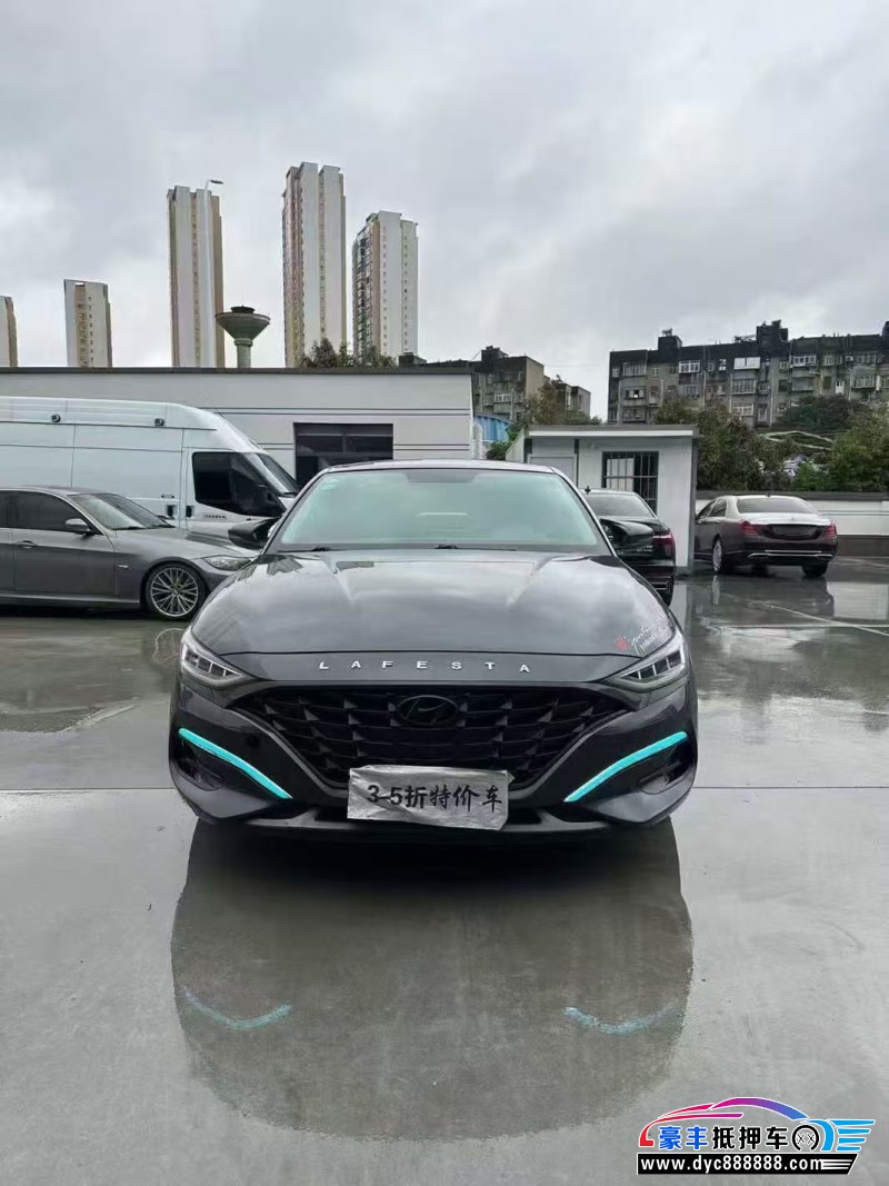 20年现代菲斯塔轿车抵押车出售