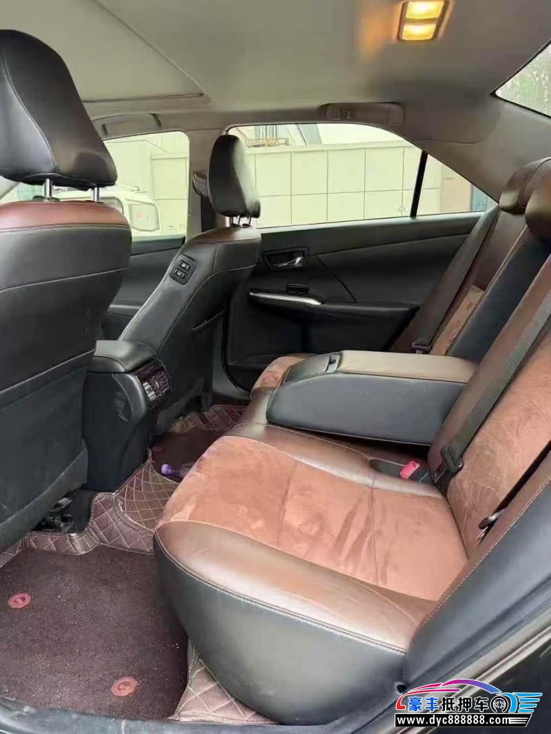 16年丰田凯美瑞轿车抵押车出售