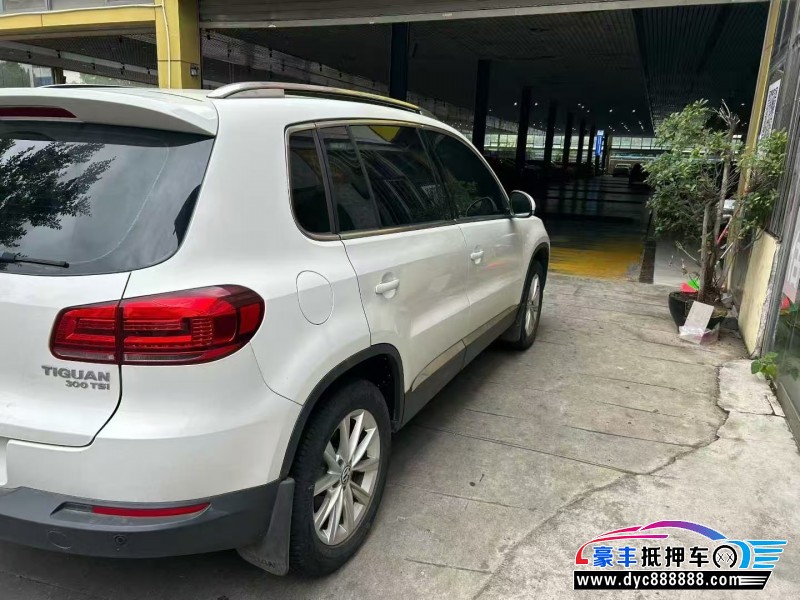 19年大众途观轿车抵押车出售